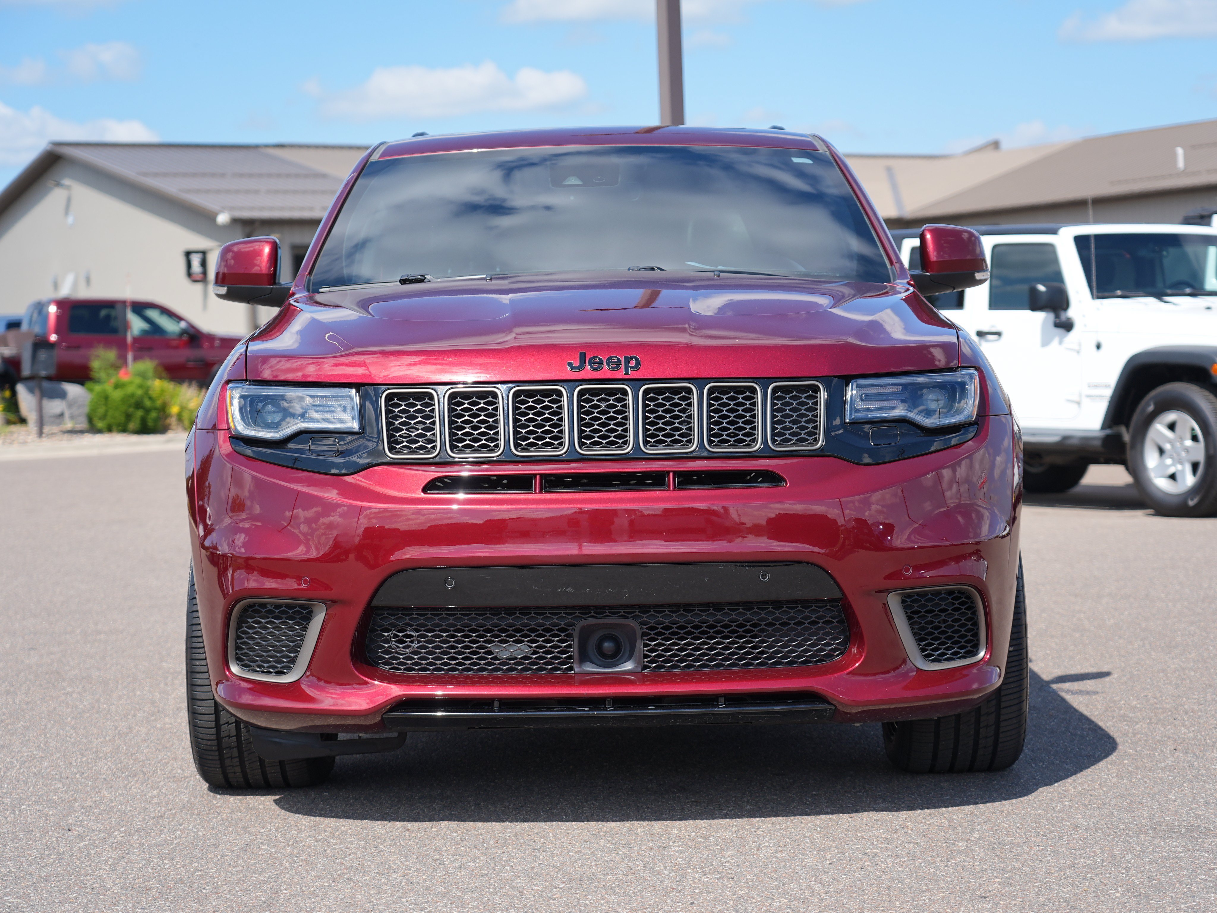 Used 2021 Jeep Grand Cherokee Trackhawk w/ Trailer Tow Group IV AWD/4WD image 8