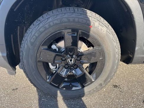 New 2026 Honda Ridgeline Black Edition image 11