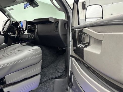 New 2026 GMC Savana 2500 w/ Driver Convenience Package RWD image 22