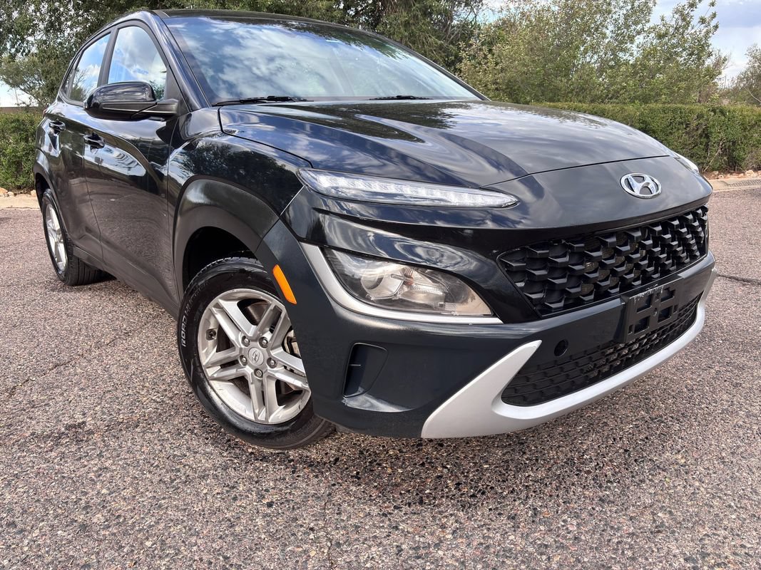 Used 2023 Hyundai Kona SE AWD/4WD image 2