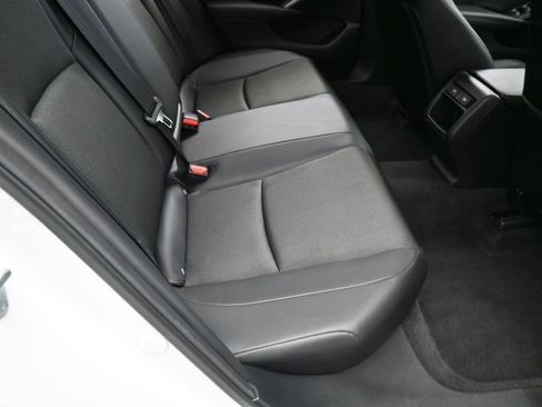 Used 2022 Honda Accord Sport image 38