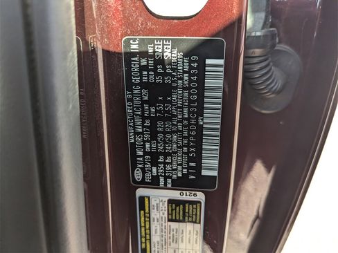 Used 2020 Kia Telluride S w/ S 8 Passenger Seating Package image 9