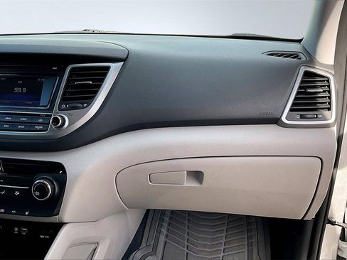 Used 2017 Hyundai Tucson Sport w/ Cargo Package image 18