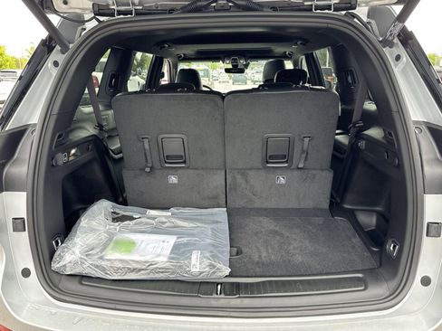 New 2025 Jeep Grand Cherokee L Altitude image 34