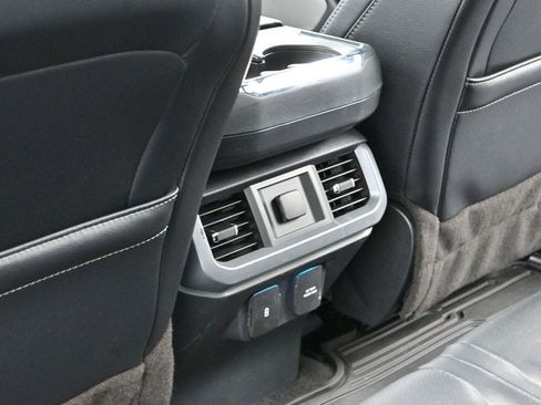 Used 2023 Ford F150 Lariat AWD/4WD image 30