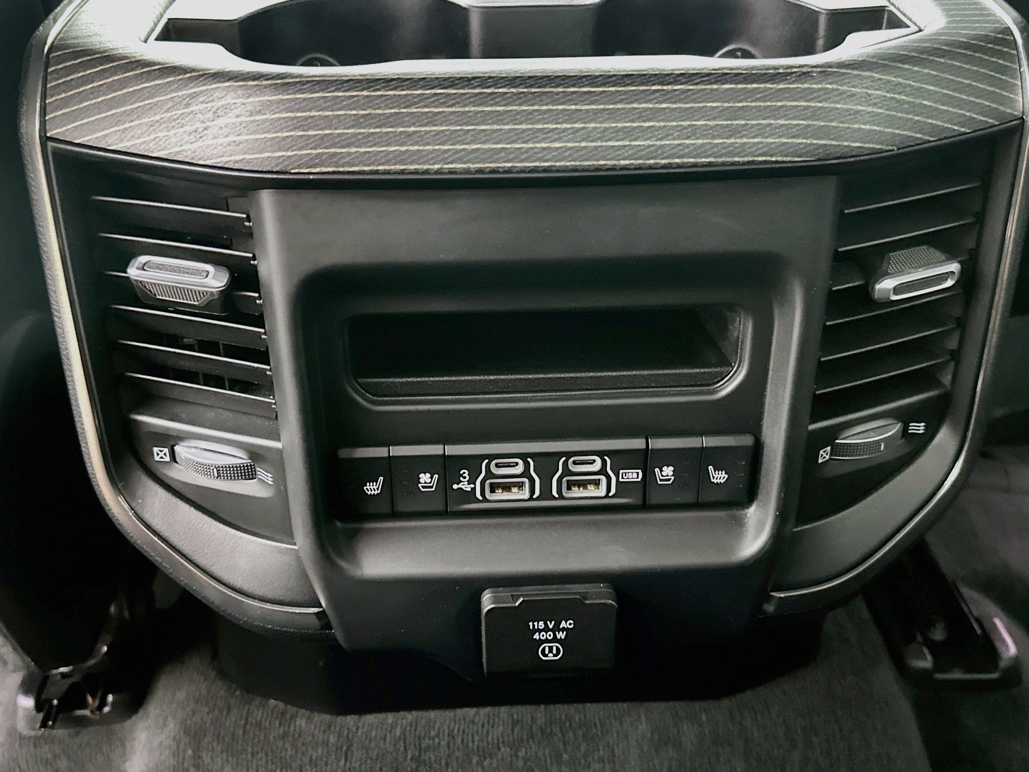 Used 2020 RAM 1500 Limited RWD image 28