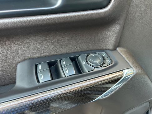 Used 2021 Chevrolet Silverado 1500 LT w/ Convenience Package II RWD image 14
