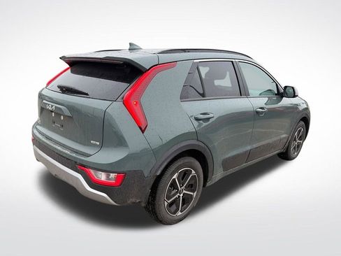 Used 2023 Kia Niro EX w/ EX Cold Weather Package FWD image 8