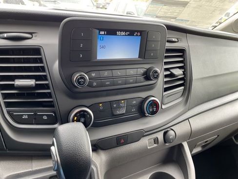 New 2025 Ford Transit 250 148 Medium Roof image 20