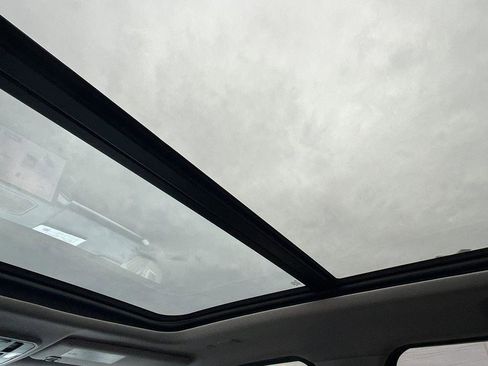 Used 2022 Toyota Tundra Limited image 13