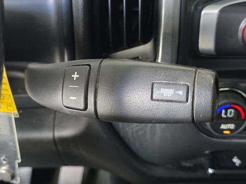Used 2018 Chevrolet Silverado 1500 LT w/ All Star Edition AWD/4WD image 23