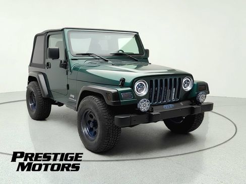 Used 2004 Jeep Wrangler SE AWD/4WD image 2