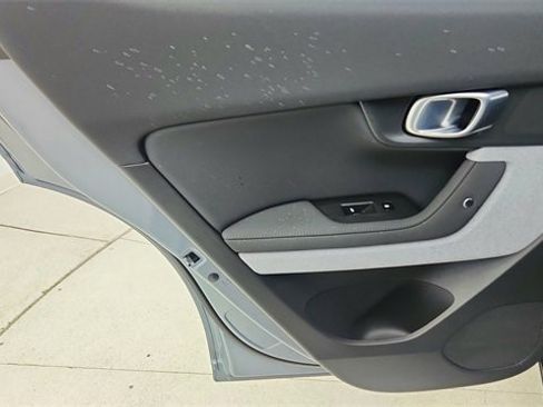 Used 2022 Polestar Polestar 2 Long Range Dual Motor w/ Plus Package image 31