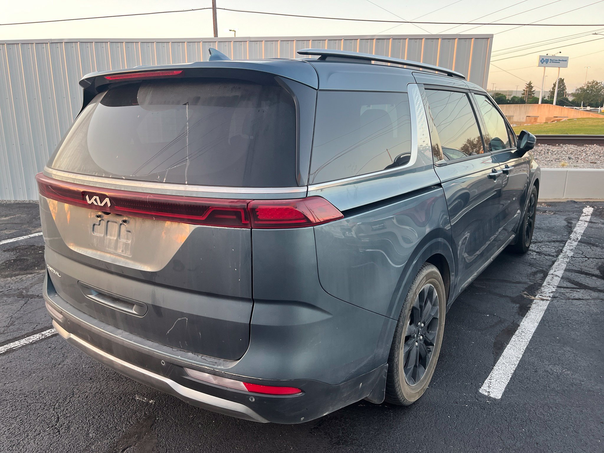 Used 2023 Kia Carnival SX Prestige FWD image 5