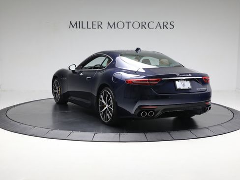 Certified 2024 Maserati GranTurismo Modena image 8