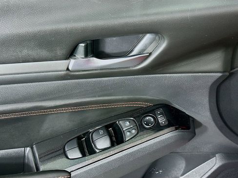 Certified 2023 Nissan Altima 2.5 SR image 24