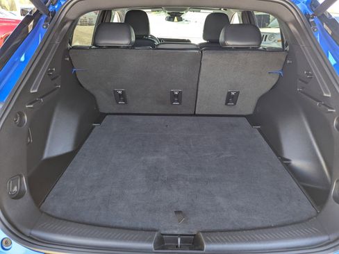 Used 2025 Chevrolet Equinox EV LT w/ Convenience Package image 8