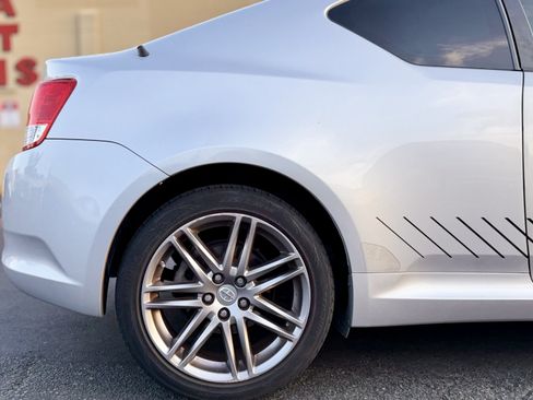 Used 2013 Scion tC FWD image 11