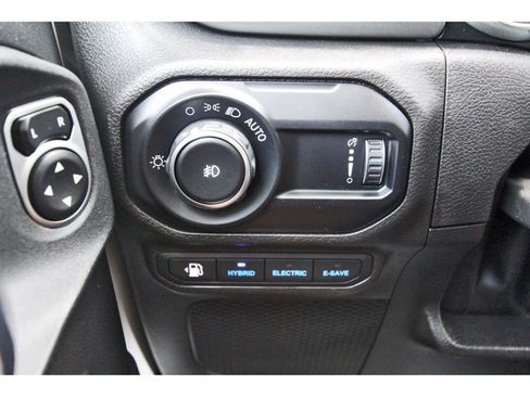 Used 2023 Jeep Wrangler Unlimited w/ Cold Weather Group AWD/4WD image 19