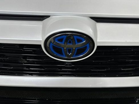 Used 2024 Toyota RAV4 XSE image 9