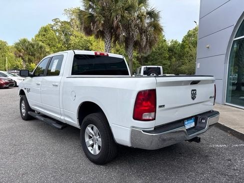 Used 2020 RAM 1500 Classic SLT AWD/4WD image 3