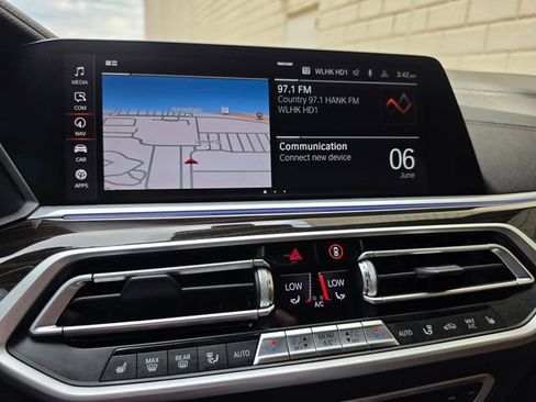 Used 2021 BMW X7 xDrive40i w/ M Sport Package AWD/4WD image 50