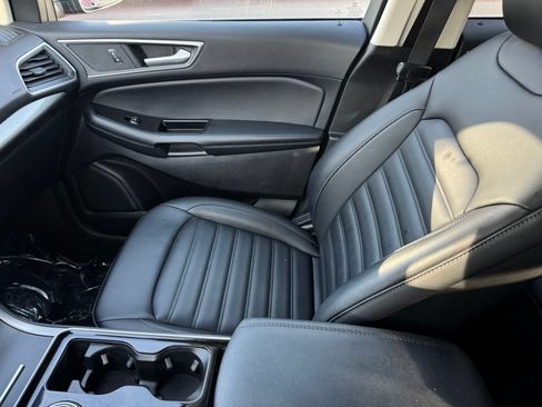 Used 2020 Ford Edge SEL w/ Convenience Package AWD/4WD image 18