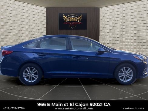 Used 2017 Hyundai Sonata SE w/ Cargo Package FWD image 6