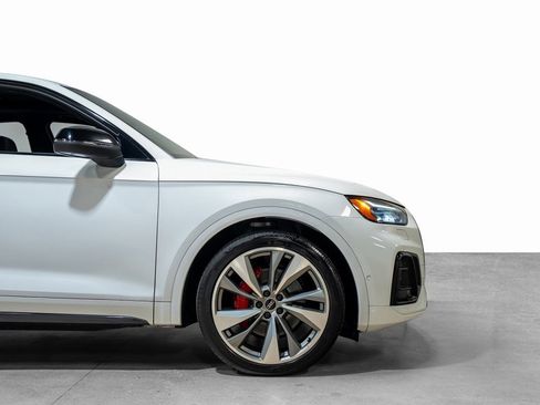 Used 2021 Audi SQ5 Prestige w/ Prestige Package image 21