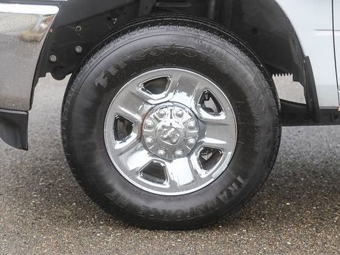 Used 2021 RAM 2500 Tradesman w/ Chrome Appearance Group image 11