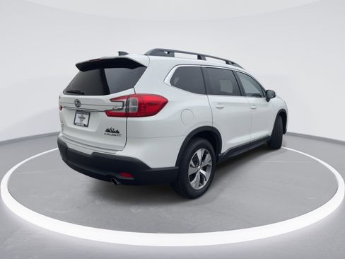 Used 2024 Subaru Ascent Premium w/ Convenience Package AWD/4WD image 5