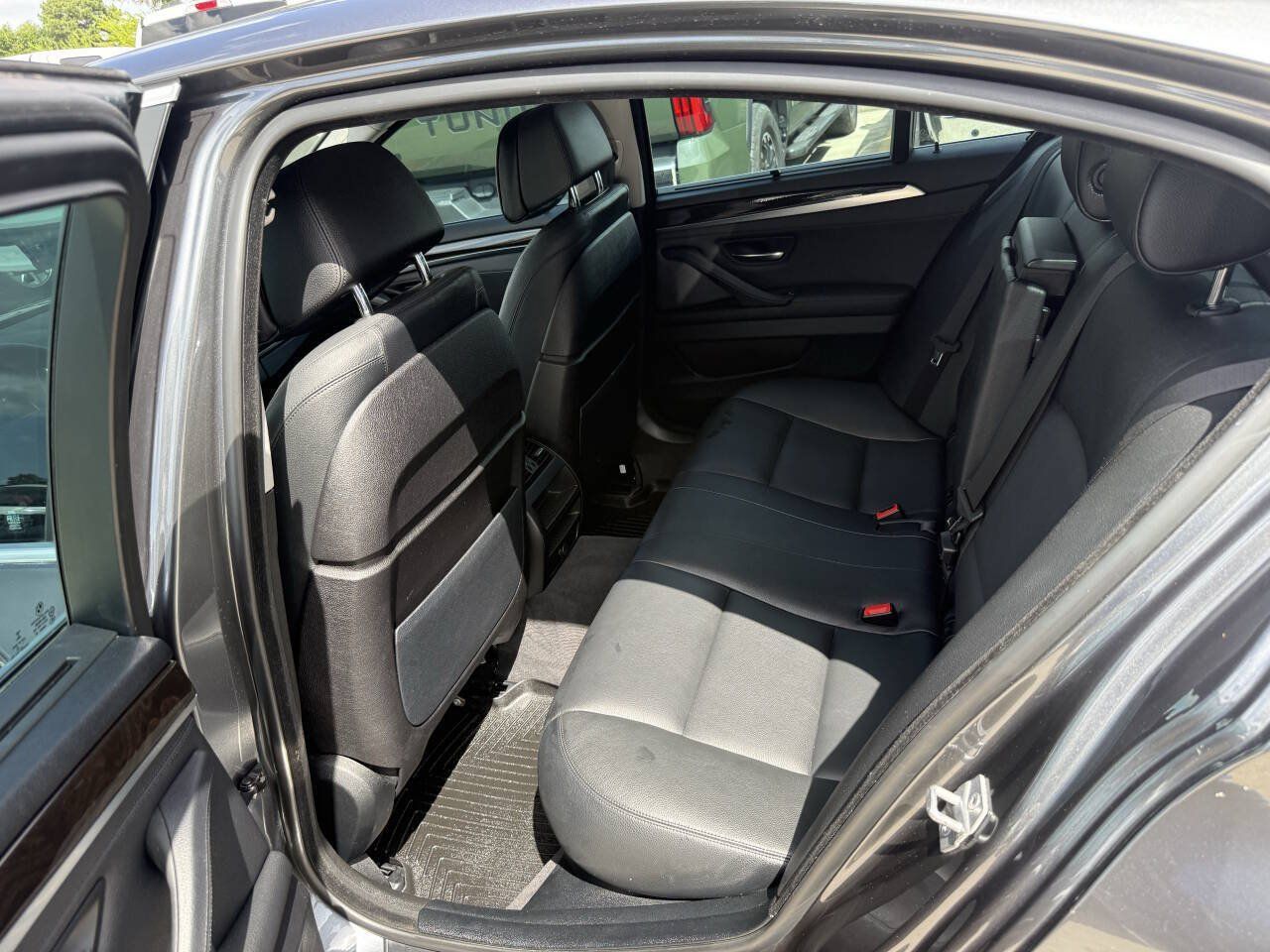 Used 2016 BMW 528i Sedan RWD image 13