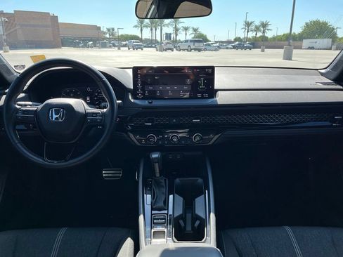 Used 2025 Honda Accord Sport image 15