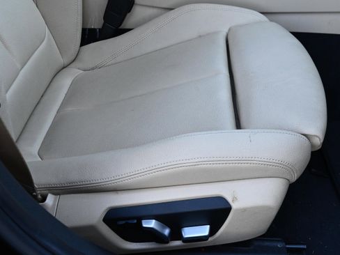 Used 2017 BMW 330i Sedan image 36