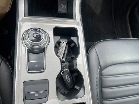 Used 2024 Ford Edge SEL w/ Convenience Package AWD/4WD image 25