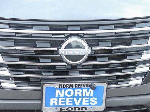 Used 2025 Nissan Rogue SV FWD image 6