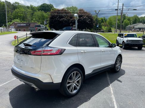 Used 2023 Ford Edge Titanium AWD/4WD image 5