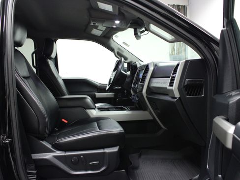 Used 2021 Ford F250 Lariat w/ Lariat Ultimate Package image 15