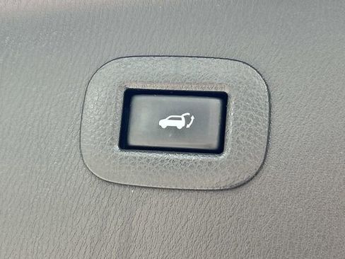 Used 2017 INFINITI QX80 2WD w/ Deluxe Technology Package image 15