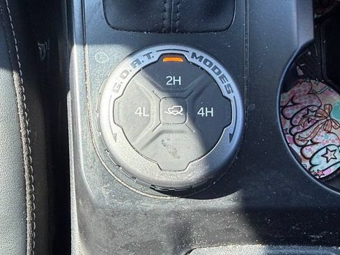 Used 2025 Ford Bronco Outer Banks AWD/4WD image 22