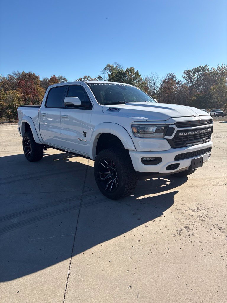 Used 2023 RAM 1500 Big Horn AWD/4WD image 3