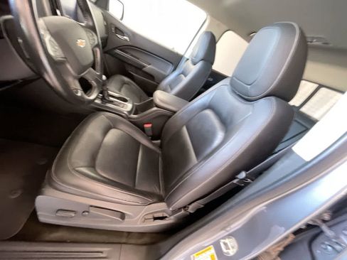 Used 2018 Chevrolet Colorado Z71 AWD/4WD image 11