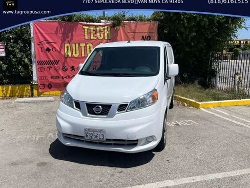 Used 2021 Nissan NV200 SV image 1