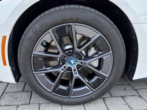 Used 2023 BMW i4 eDrive40 w/ Premium Package image 13