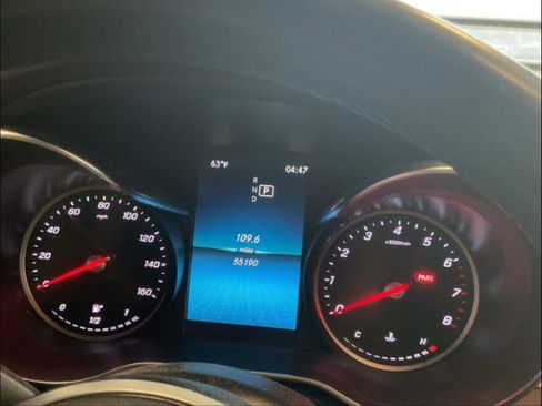 Used 2019 Mercedes-Benz C 300 4MATIC Coupe image 19