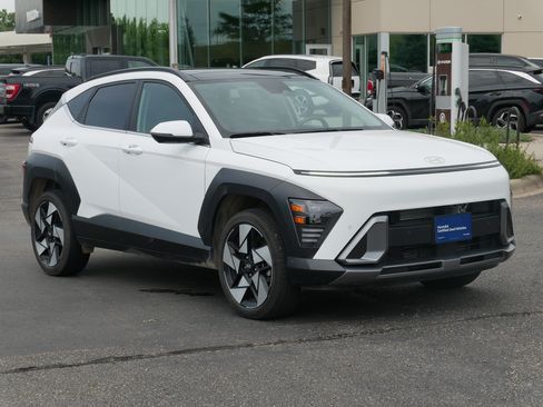 Certified 2025 Hyundai Kona Limited AWD/4WD image 1