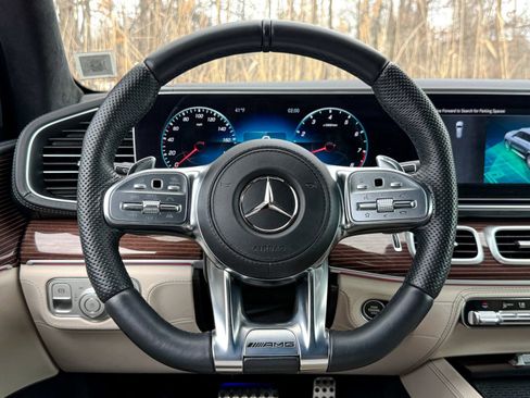 Used 2023 Mercedes-Benz GLS 63 AMG 4MATIC image 38