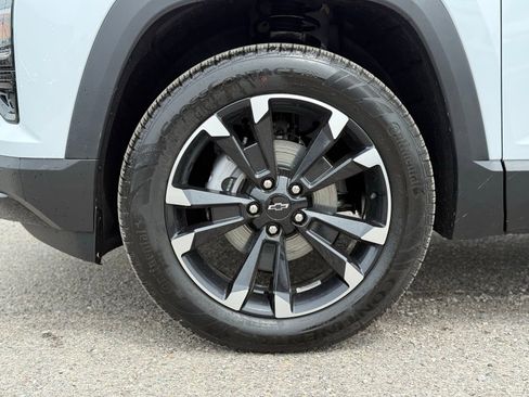 New 2026 Chevrolet Equinox RS AWD/4WD image 11