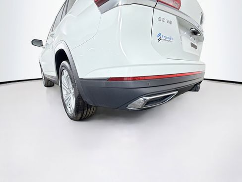 Used 2022 Volkswagen Atlas SE image 38