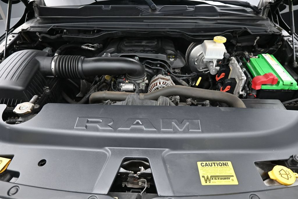 Used 2019 RAM 1500 Laramie AWD/4WD image 15